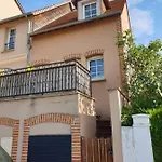 Duplex De Leane
